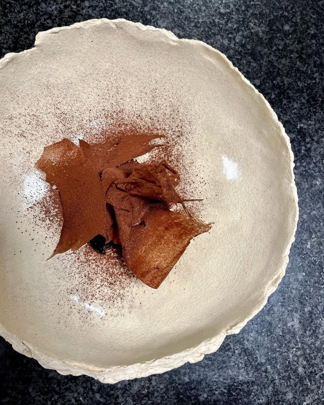 Postre de chocolate con cacao