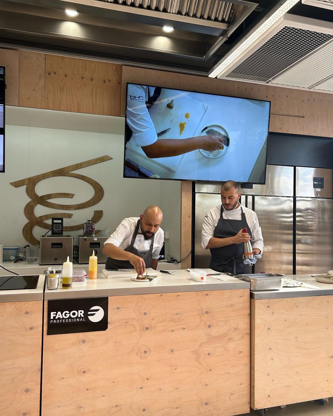 Showcooking en una cocina abierta, segunda toma